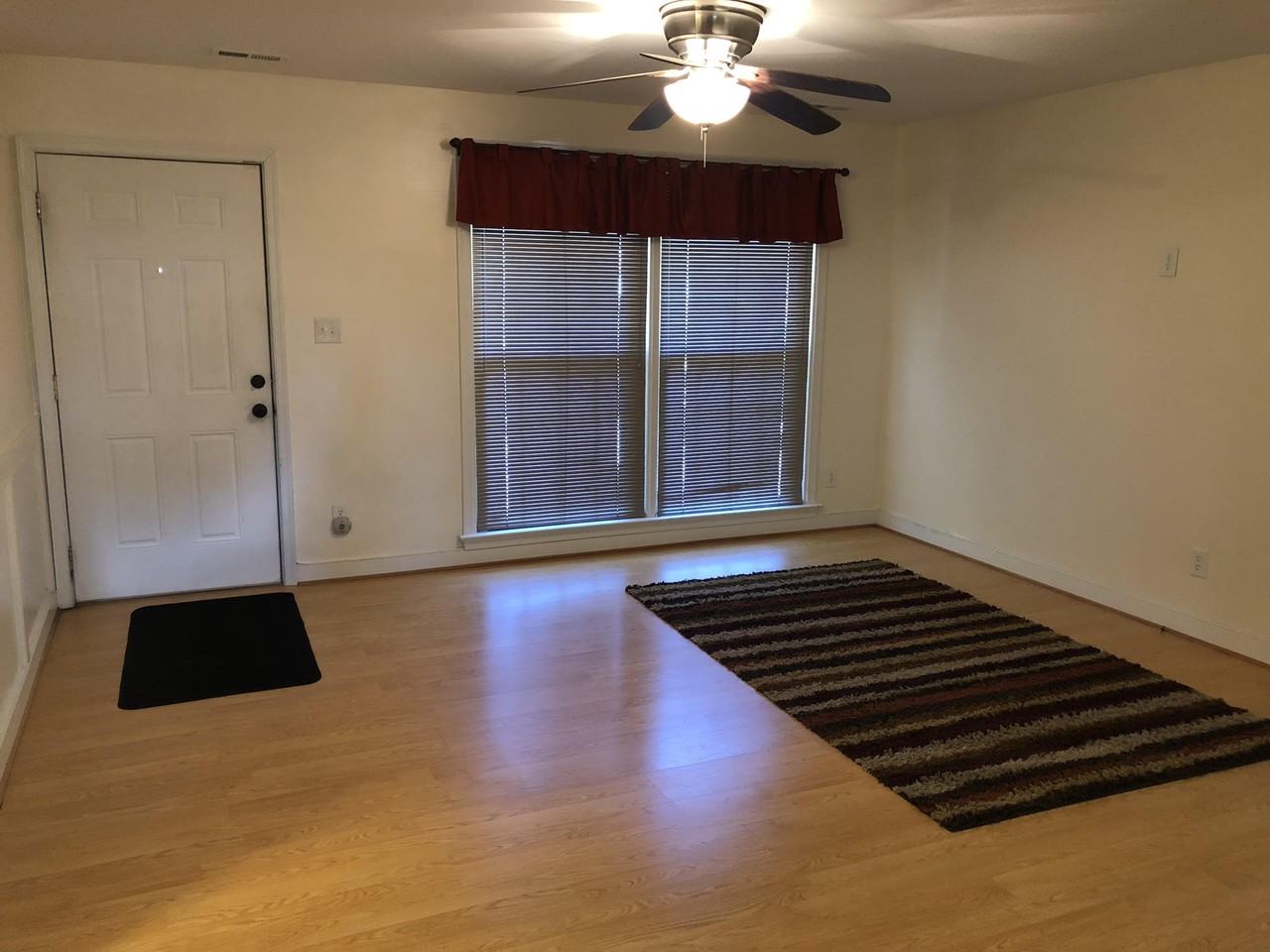 5521 Orcutt Ln - Photo 3 of 17