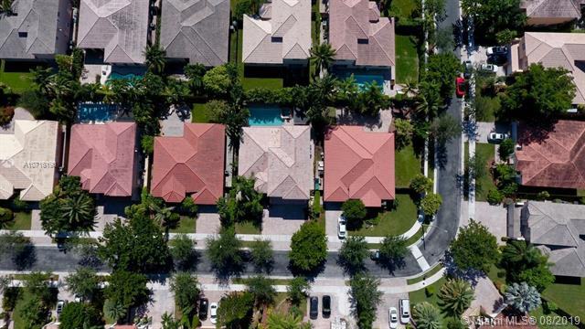 11374 NW 66th St - Photo 3 of 53