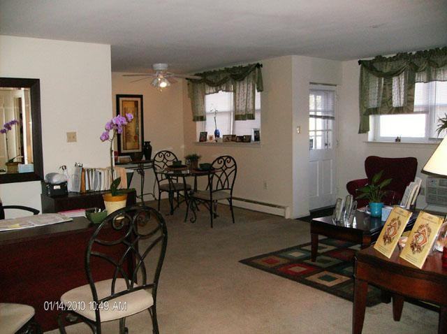 Edgewood Apartments - Photo 3 of 7