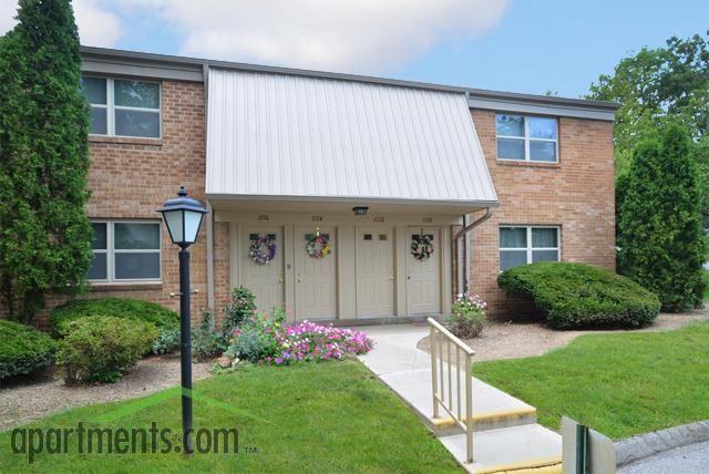 Hollidaysburg Manor - Photo 2 of 19