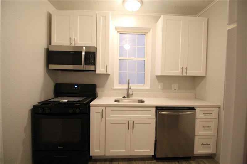 7 Afton Avenue - Photo 3 of 19