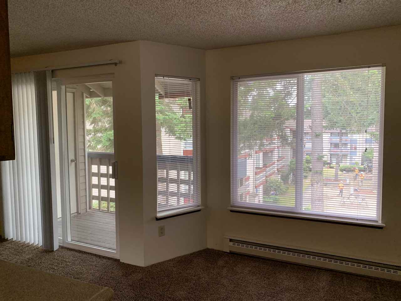 KINGSGATE MEADOWS APTS - Photo 3 of 16