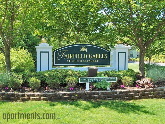 Fairfield Gables at Setauket - Photo 2 of 18