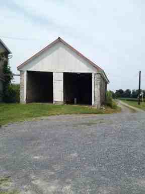 393 Oak Haven Rd - Photo 2 of 15