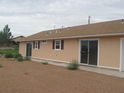 1560 Schieffelin Dr - Photo 2 of 21