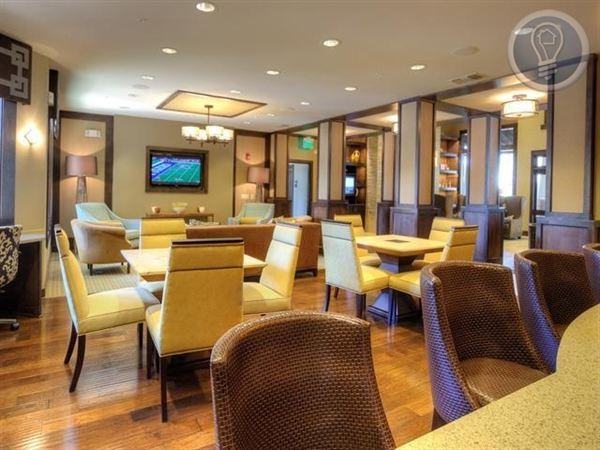 University and Greenville - Photo 3 of 6