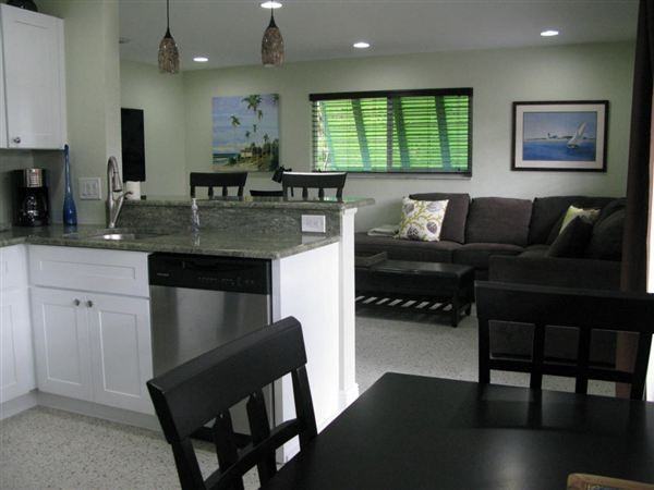 13767 Oleander Ave - Photo 3 of 9