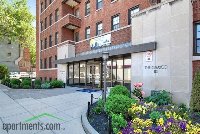 Grayco Apartments - Photo 3 of 8