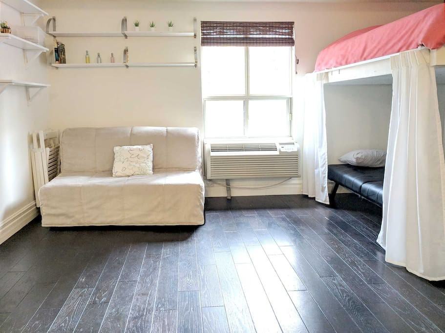 88 Charles Street East - Photo 3 of 13