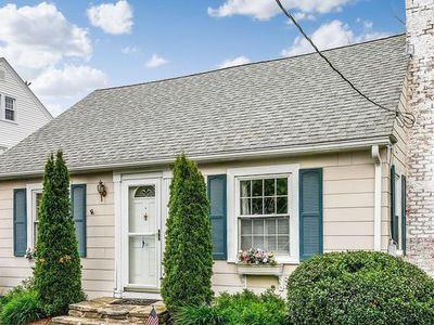 12 Collins St - Photo 3 of 5