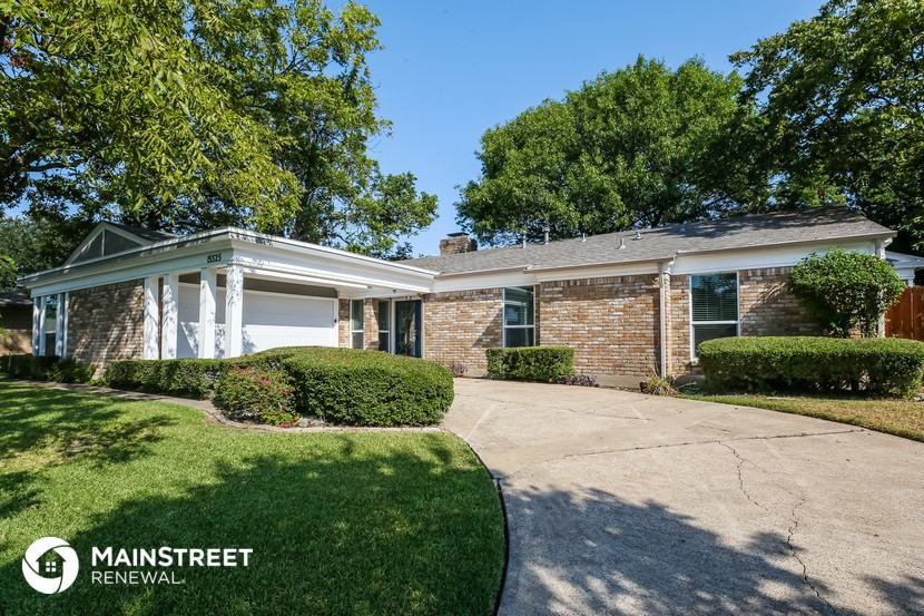 15525 Earlport Dr - Photo 2 of 18