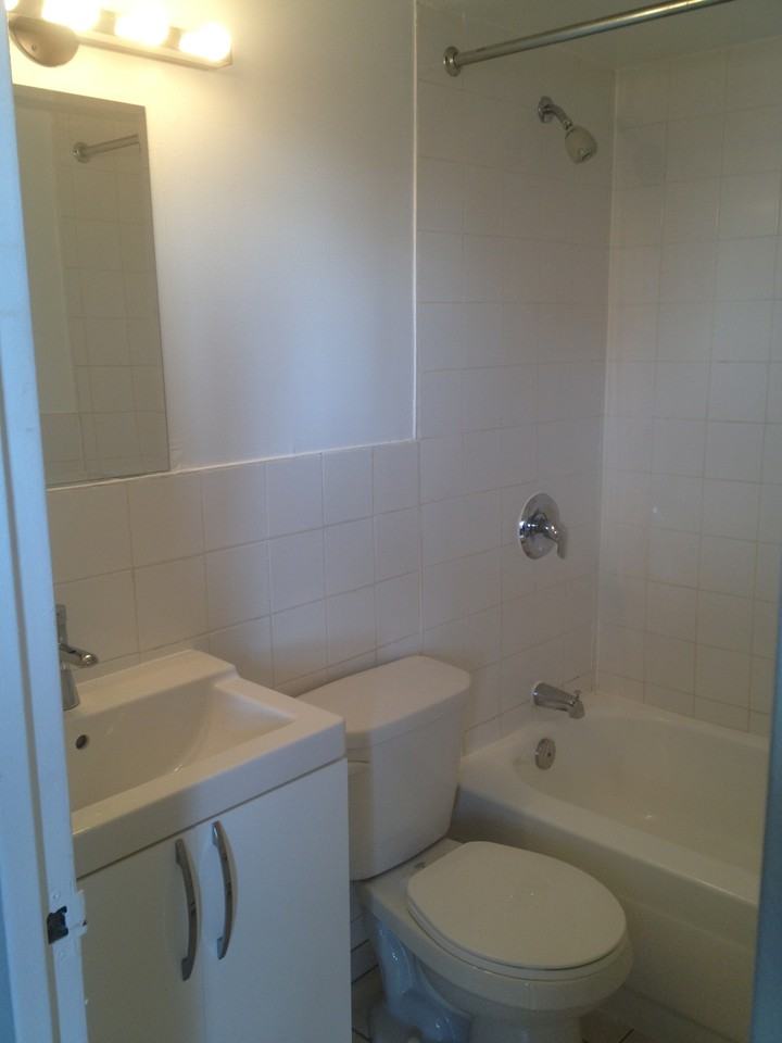 540 Sherbourne Street #1007 - Photo 4 of 8