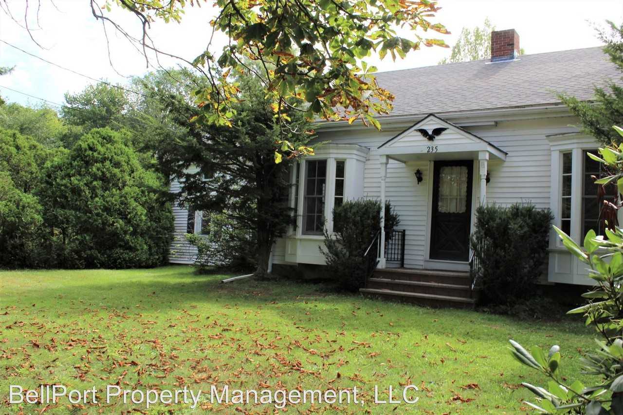 235 Middle Rd - Photo 2 of 27