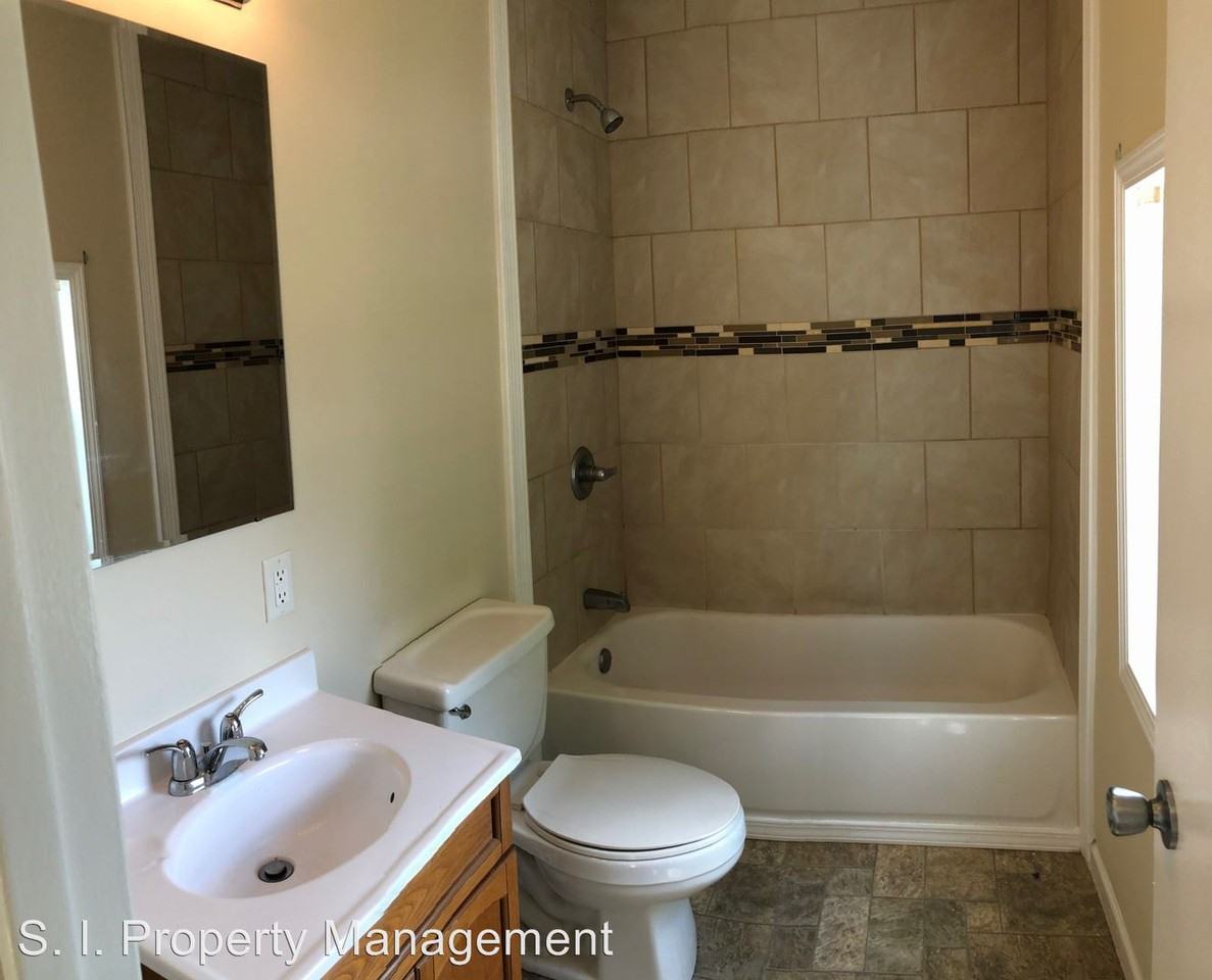 1004 E. Carter - Photo 3 of 8