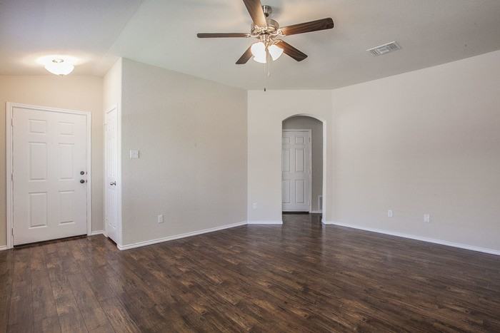 5819 Ambrose Circle - Photo 2 of 21