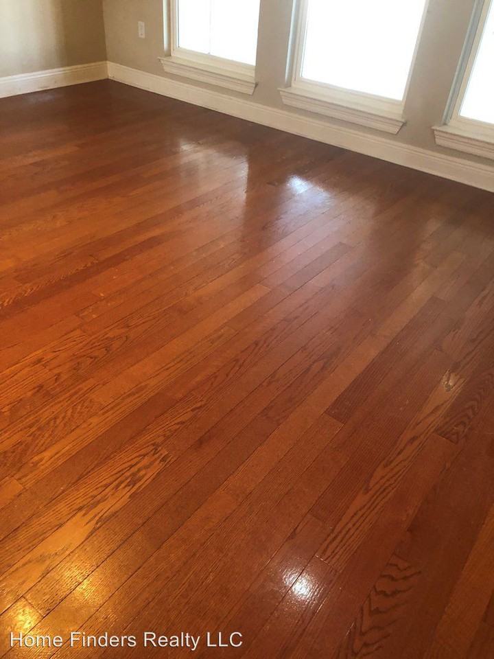 12330 River Highlands - Photo 3 of 10