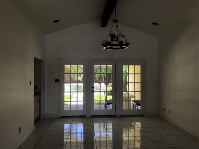 1014 King Ln - Photo 3 of 12