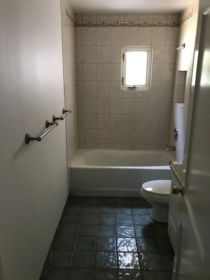 18619 Old Triangle Rd - Photo 2 of 3