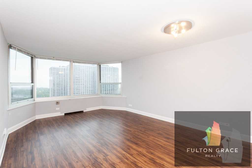 720 West Gordon Terrace #19G - Photo 2 of 9