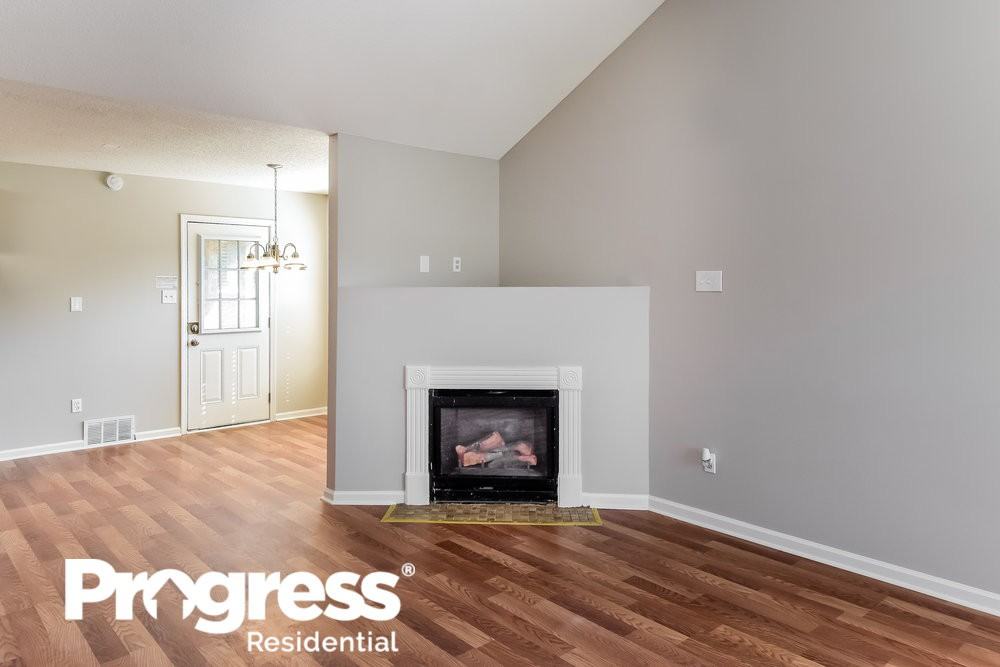 7636 Wills Way Cir E - Photo 3 of 19