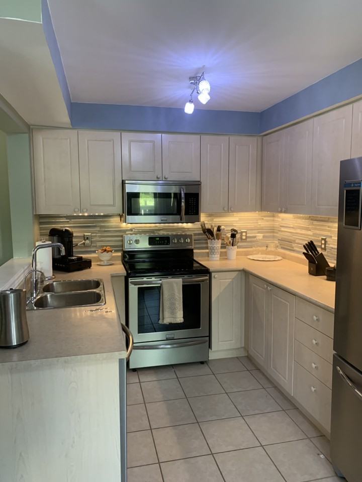 1750 Creek Way - Photo 2 of 12