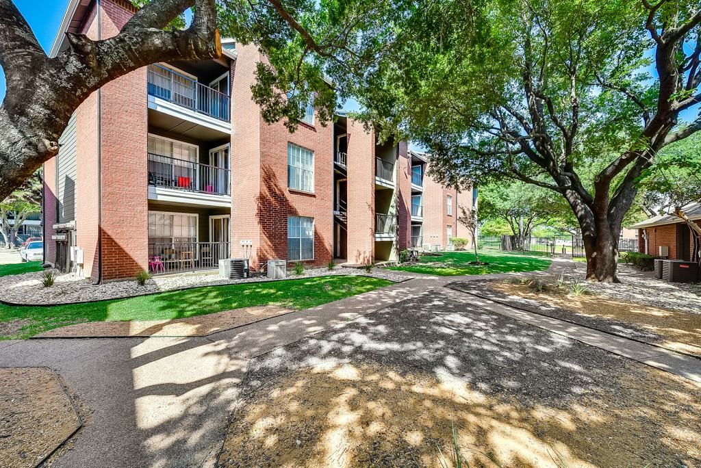 Pacifica Apartments 7550 S Westmoreland Rd, Dallas, TX 75237 Zumper