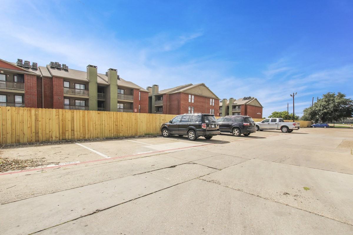 Cadence Apartments 3913 Gannon Ln, Dallas, TX 75237 Zumper