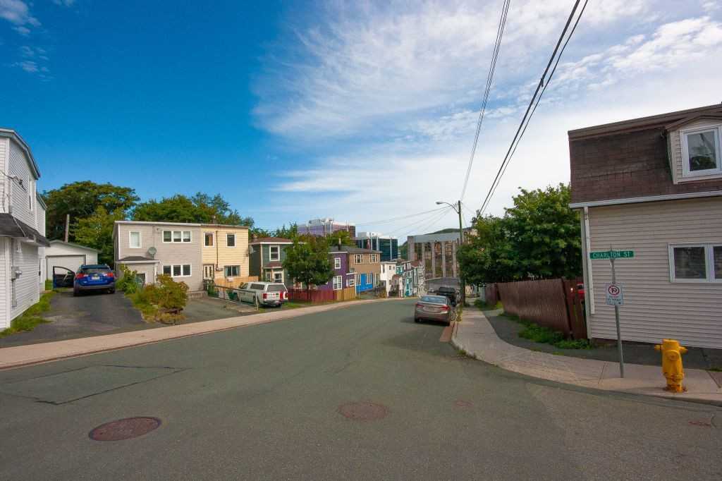 3 Charlton St - Photo 2 of 12