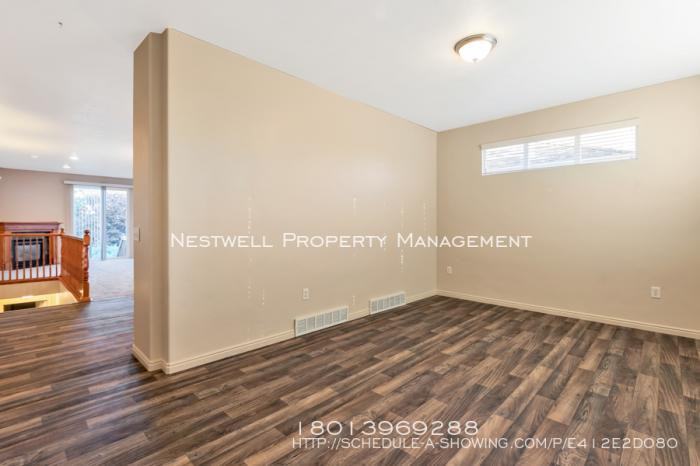 11767 S Lake Run Rd - Photo 3 of 29