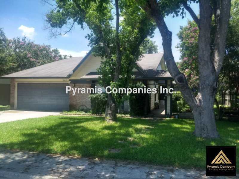 10415 Country Bluff - Photo 2 of 13