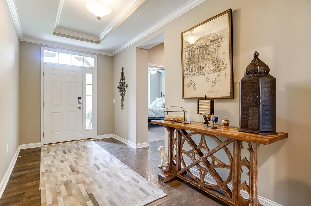 7515 Shenango Court - Photo 2 of 26