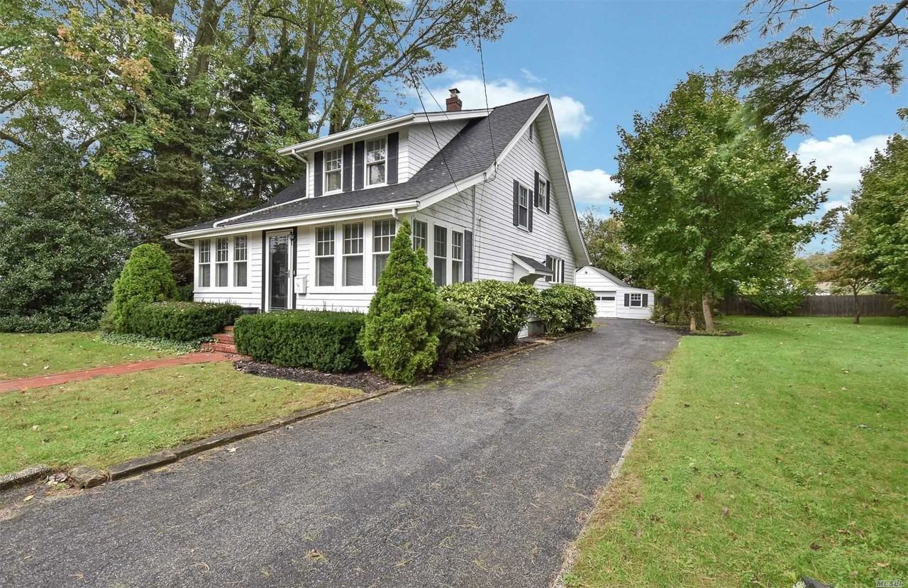 181 Highland Ave - Photo 2 of 20