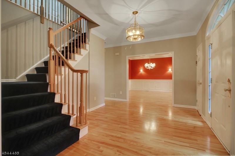 70 Bernard Dr - Photo 2 of 25