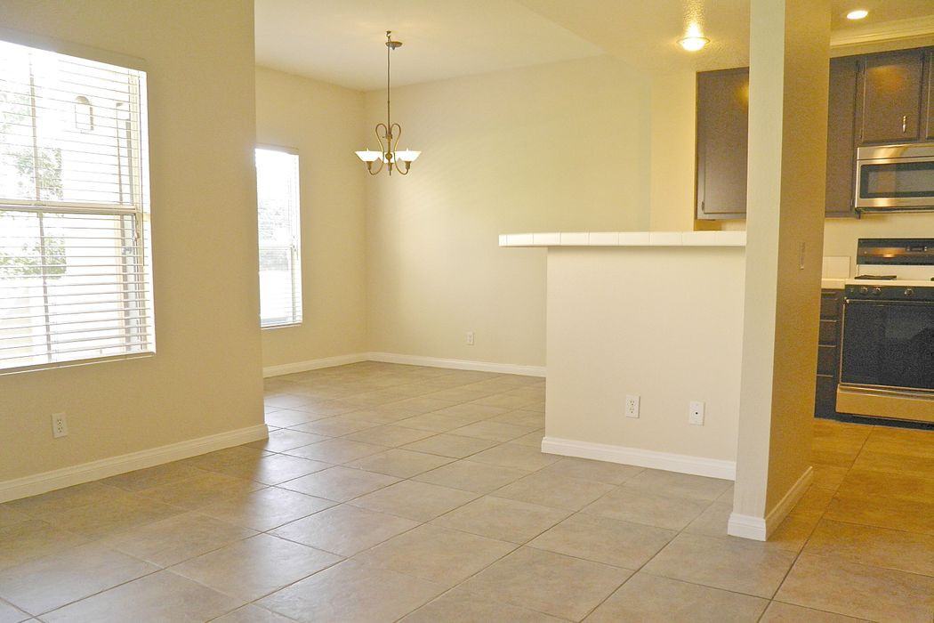 50 Abrigo - Photo 3 of 21