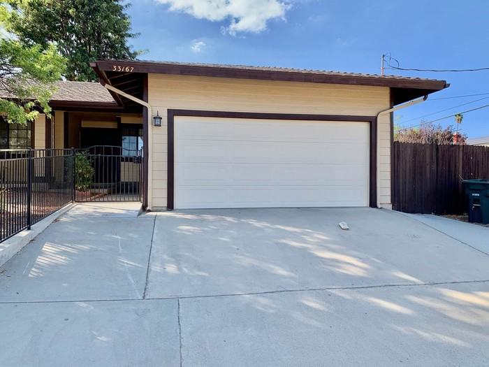 33167 Little John Way - Photo 2 of 21