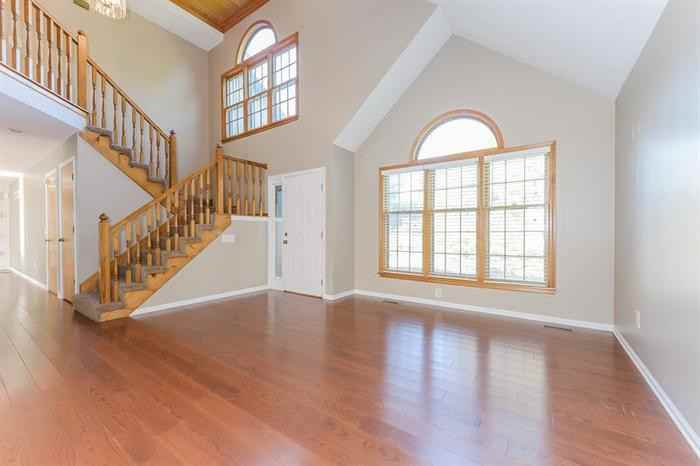 10200 Garnett Street - Photo 2 of 15