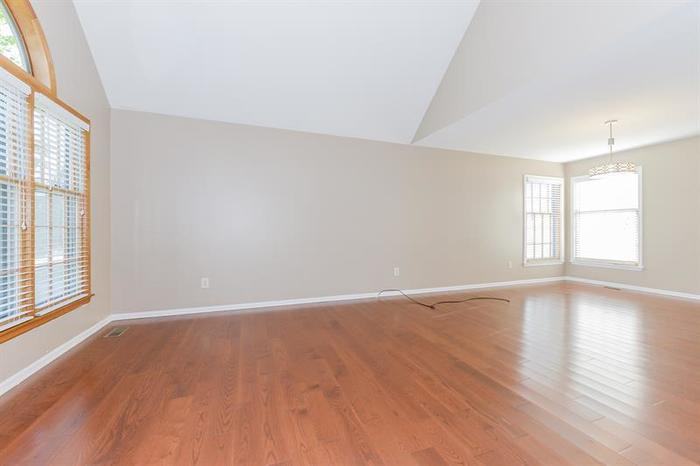 10200 Garnett Street - Photo 3 of 15