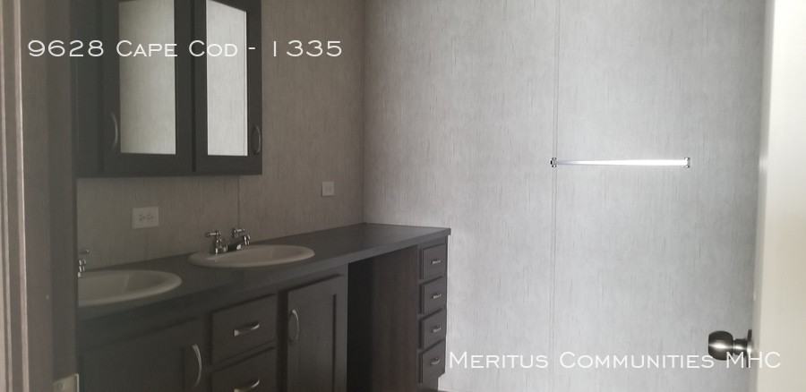 9628 Cape Cod #1335 - Photo 3 of 9