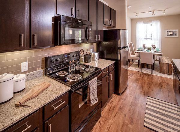 4856 - New in Katy - Photo 2 of 10