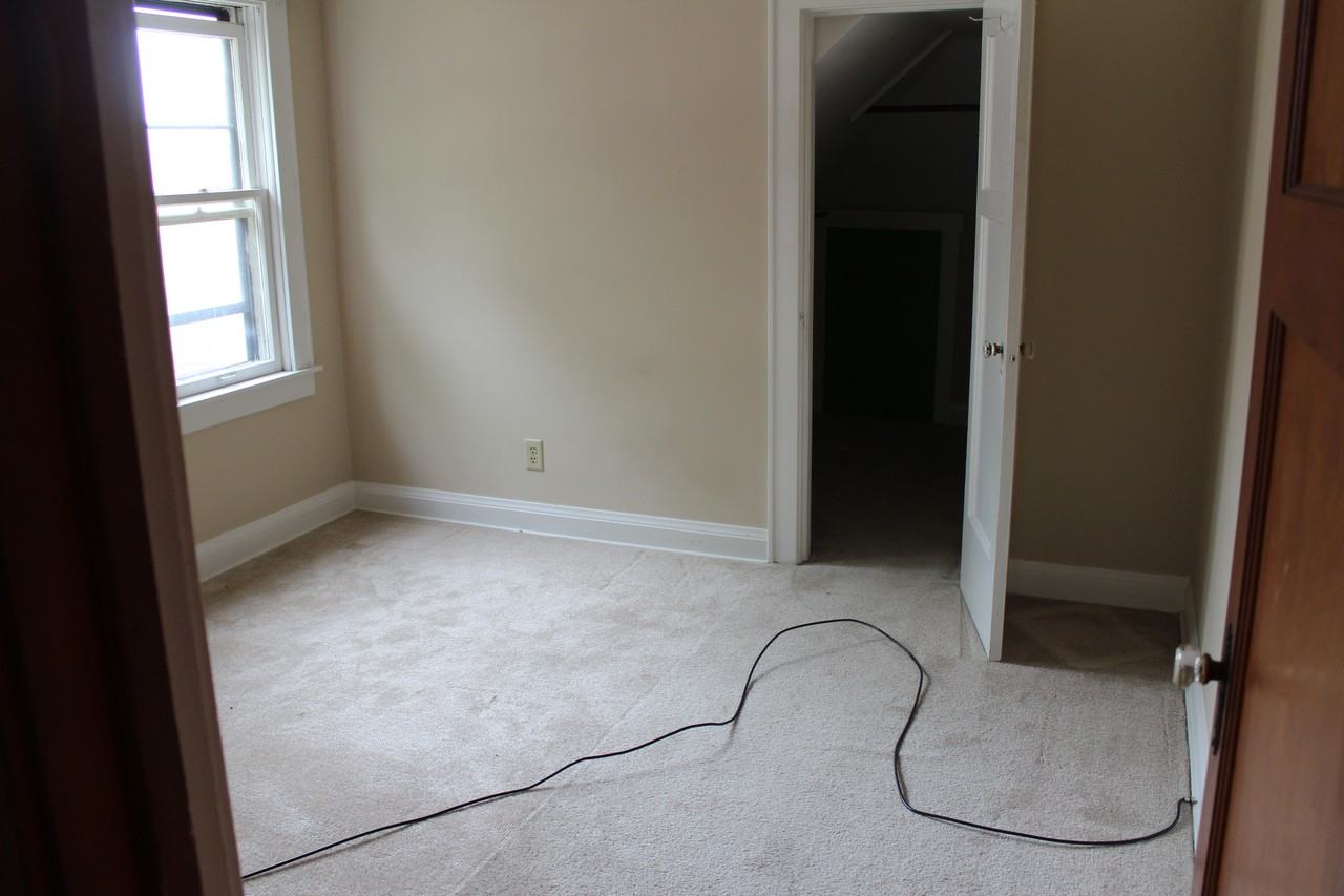 2611 North 52nd Street - Photo 3 of 14