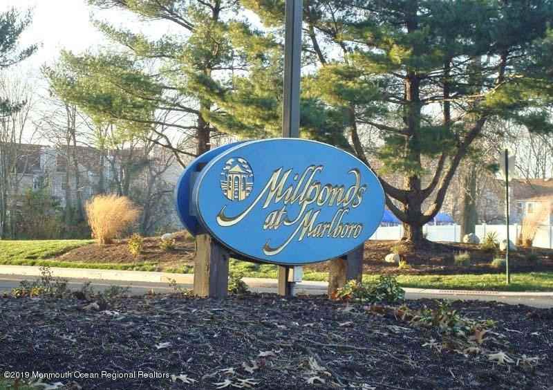 76 Foxwood Place - Photo 2 of 19