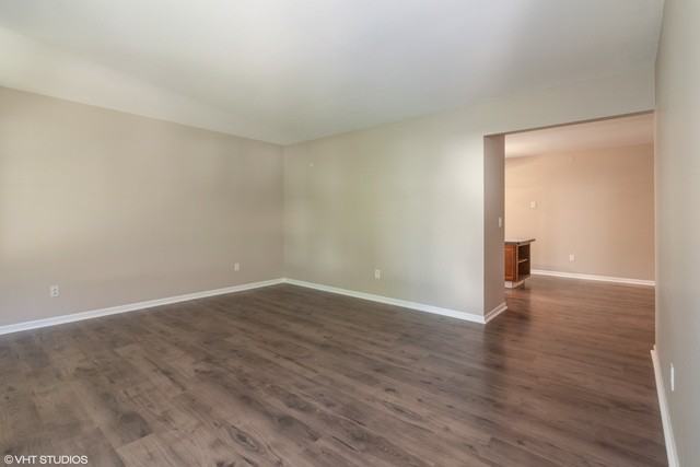 1704 Paddington - Photo 2 of 10