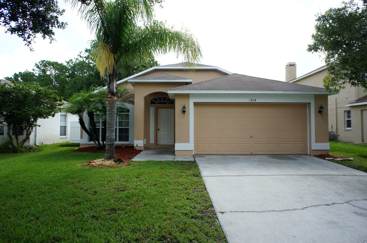 13114 Royal George Ave - Photo 2 of 17