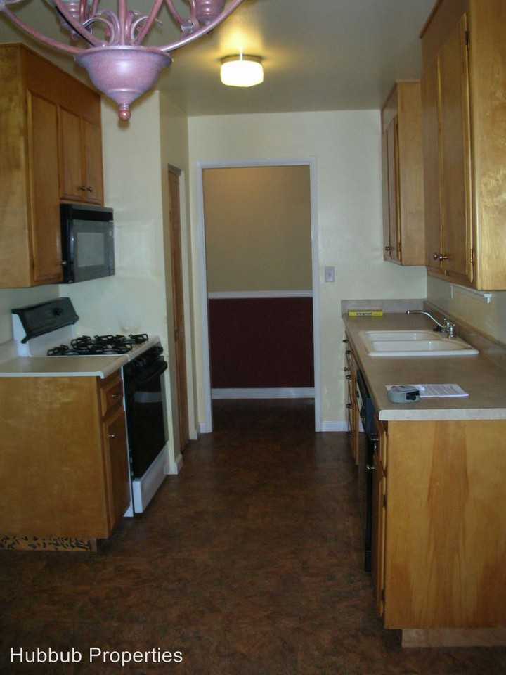 1865 Carleton St. - Photo 3 of 6