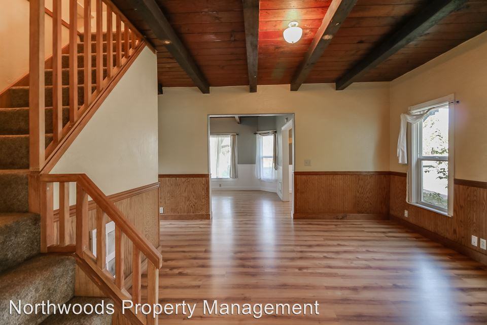 233 E St - Photo 3 of 16
