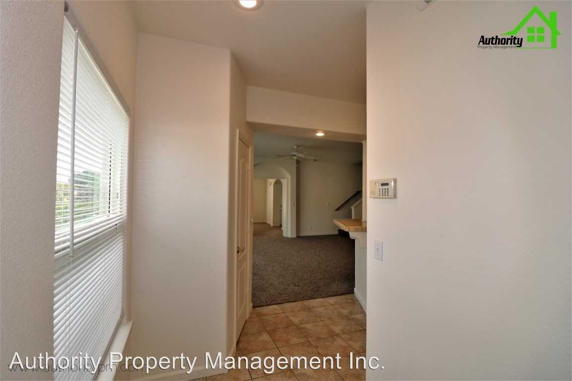 789 Doral Trail - Photo 3 of 26