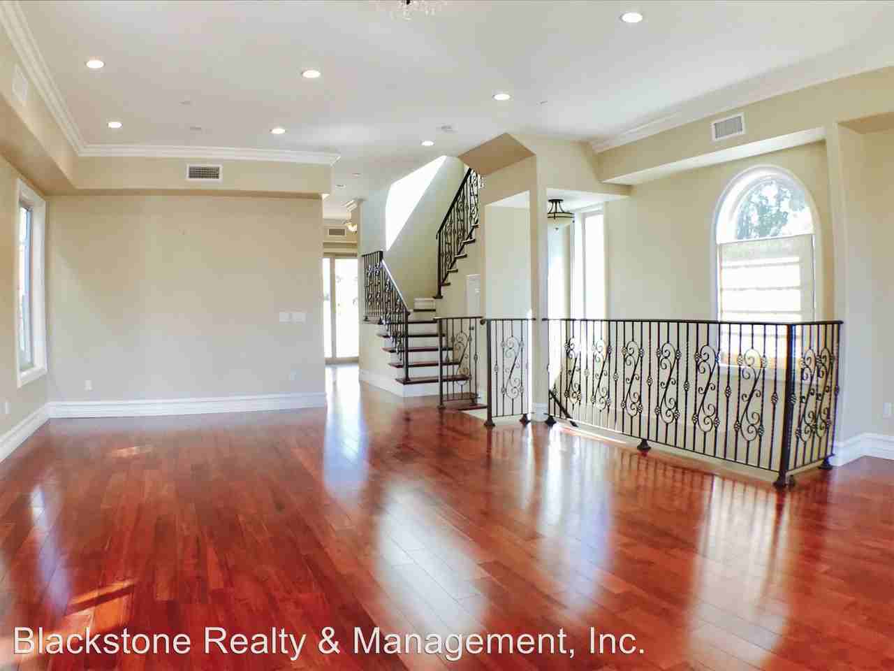 23281 Lake Manor Drive - Photo 2 of 12