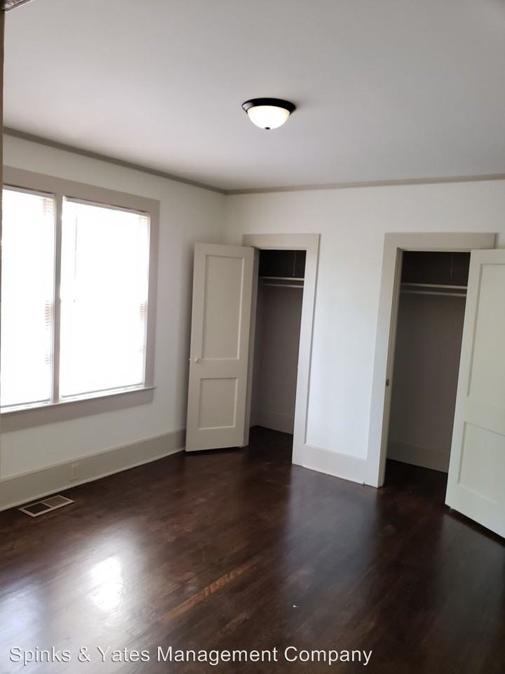 1901 Ridgewood Drive - Photo 3 of 15