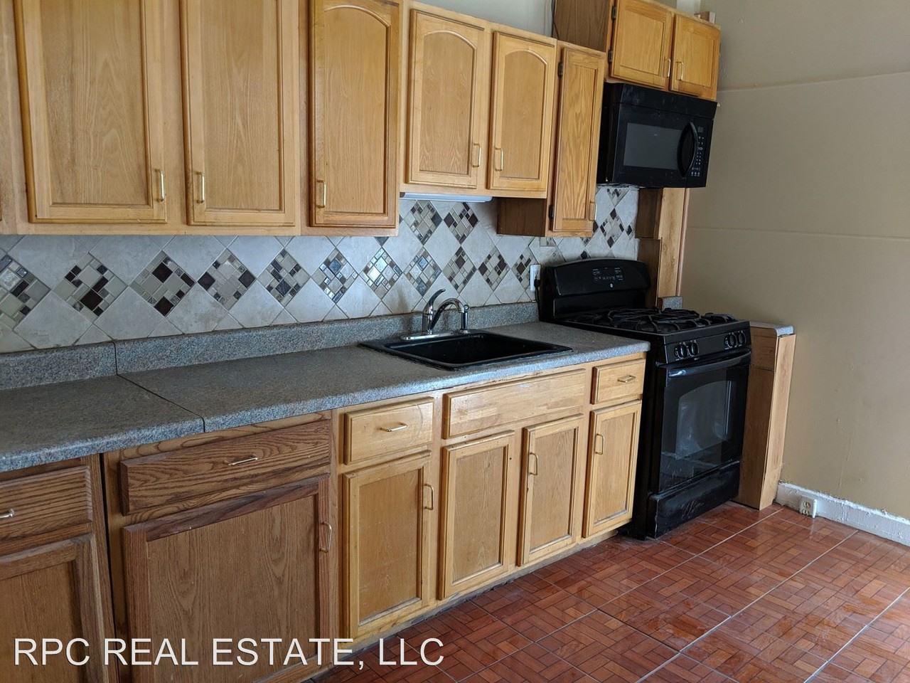 536 Grant St - Photo 3 of 21