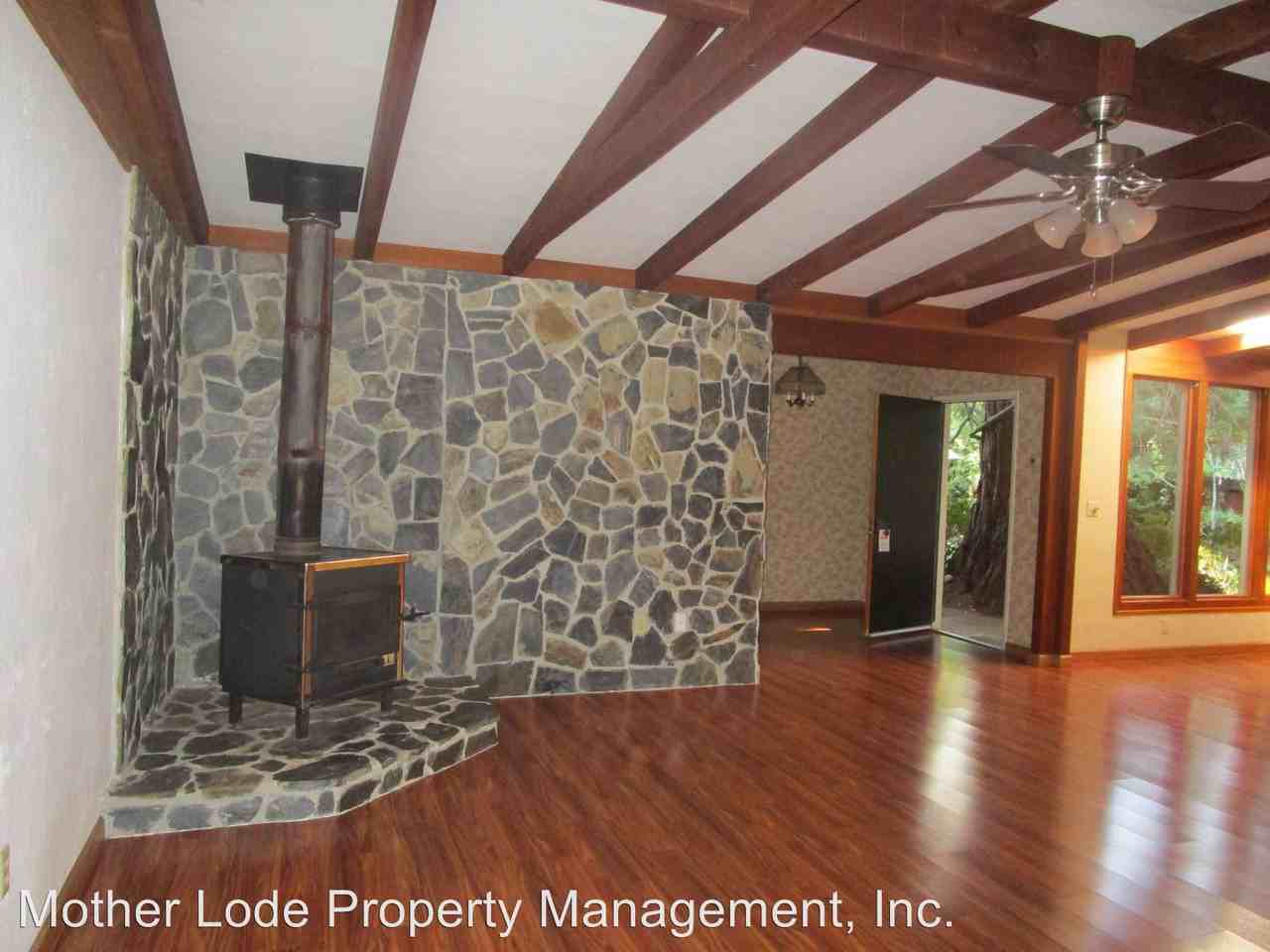 520 Williams Street - Photo 3 of 17